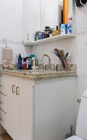 Apartamento à venda com 118m², 3 quartos e 2 vagasBanheiro da suíte 2