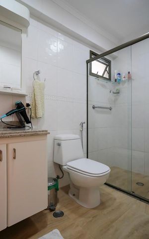 Apartamento à venda com 118m², 3 quartos e 2 vagasBanheiro da suíte 1