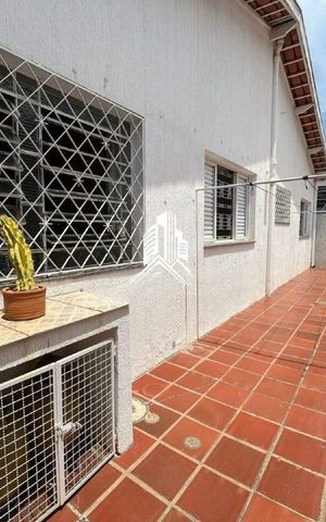 Casa à venda com 150m², 3 quartos e 2 vagas