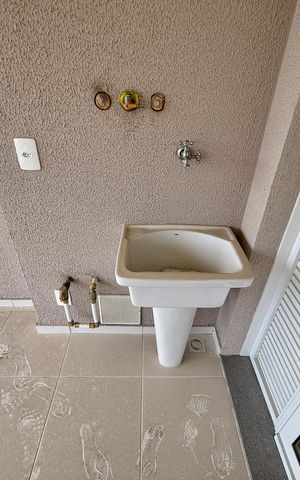 Apartamento à venda com 59m², 2 quartos e 1 vaga Apartamento à venda com 59m², 2 quartos e 1 vagaÁrea de Serviço