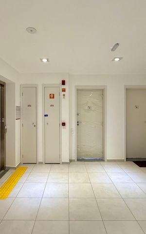 Apartamento à venda com 59m², 2 quartos e 1 vaga Apartamento à venda com 59m², 2 quartos e 1 vagaHall Apartamento