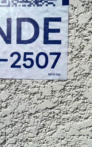 Apartamento à venda com 62m², 2 quartos e 1 vaga Apartamento à venda com 62m², 2 quartos e 1 vagaCódigo da placa MZYE-554