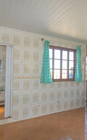 Casa à venda com 300m², 2 quartos e sem vaga Casa à venda com 300m², 2 quartos e sem vagaCasa 2/Sala/Cozinha