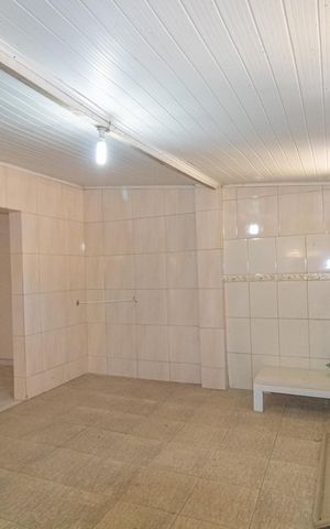 Casa à venda com 300m², 2 quartos e sem vaga Casa à venda com 300m², 2 quartos e sem vagaSala/Cozinha-Casa 1