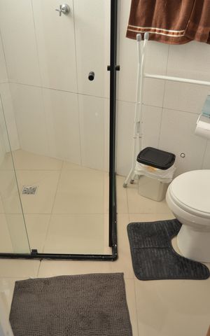 Apartamento à venda com 114m², 2 quartos e 2 vagasBanheiro da Suíte