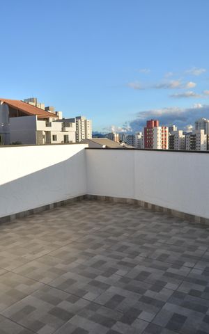 Apartamento à venda com 114m², 2 quartos e 2 vagasCobertura