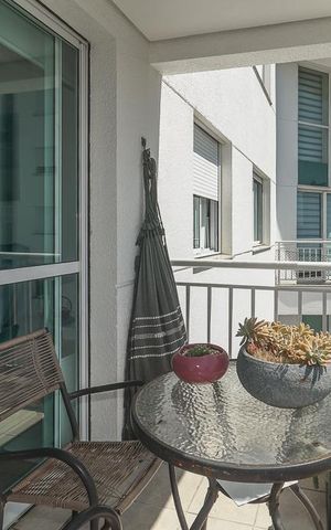 Apartamento à venda com 65m², 2 quartos e 2 vagasVaranda da Sala