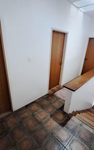 Casa para alugar com 225m², 4 quartos e 2 vagas