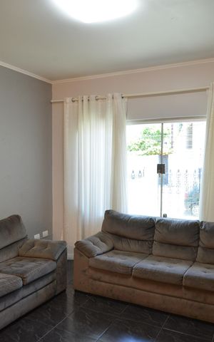 Casa à venda com 288m², 3 quartos e 4 vagasSala