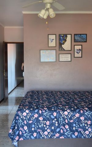 Casa à venda com 288m², 3 quartos e 4 vagasQuarto Suíte