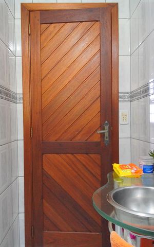 Casa à venda com 300m², 4 quartos e 3 vagasBanheiro 2