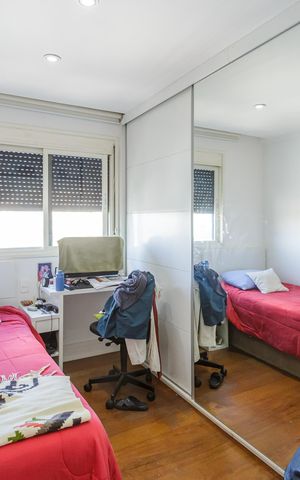 Apartamento à venda com 173m², 5 quartos e 3 vagas Apartamento à venda com 173m², 5 quartos e 3 vagasSuíte 1