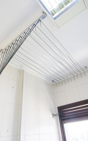 Apartamento à venda com 144m², 3 quartos e 4 vagas Apartamento à venda com 144m², 3 quartos e 4 vagasÁrea de serviço