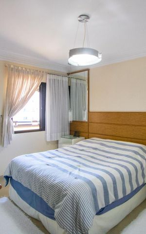 Apartamento à venda com 144m², 3 quartos e 4 vagas Apartamento à venda com 144m², 3 quartos e 4 vagasQuarto 1 - Suíte