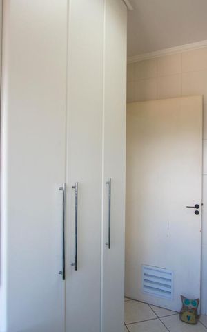 Apartamento à venda com 144m², 3 quartos e 4 vagas Apartamento à venda com 144m², 3 quartos e 4 vagasÁrea de serviço