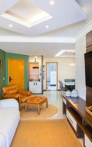 Apartamento à venda com 144m², 3 quartos e 4 vagas Apartamento à venda com 144m², 3 quartos e 4 vagasSala
