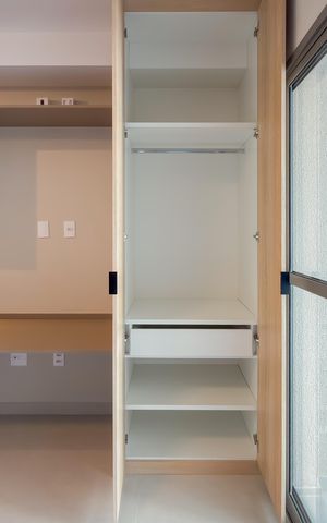 Studio à venda com 30m², 1 quarto e sem vaga Studio à venda com 30m², 1 quarto e sem vagaArmários