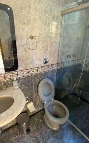 Casa à venda com 250m², 4 quartos e 2 vagas