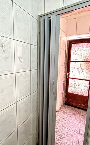 Casa à venda com 40m², 1 quarto e sem vaga Casa à venda com 40m², 1 quarto e sem vagaBanheiro