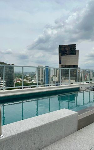 Studio à venda com 26m², 1 quarto e sem vaga Studio à venda com 26m², 1 quarto e sem vagaPiscina