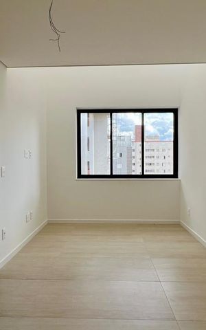 Apartamento à venda com 128m², 2 quartos e 3 vagassala 
