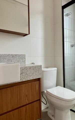 Apartamento à venda com 128m², 2 quartos e 3 vagasbanho