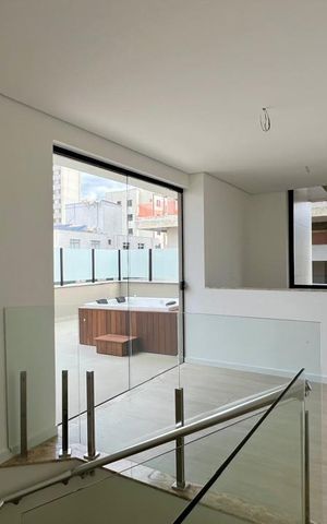 Apartamento à venda com 128m², 2 quartos e 3 vagassala 