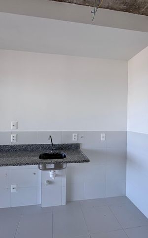 Apartamento à venda com 104m², 3 quartos e 2 vagas Apartamento à venda com 104m², 3 quartos e 2 vagasCozinha e Área de Serviço