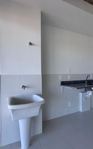 Apartamento à venda com 104m², 3 quartos e 2 vagas Apartamento à venda com 104m², 3 quartos e 2 vagasCozinha e Área de Serviço