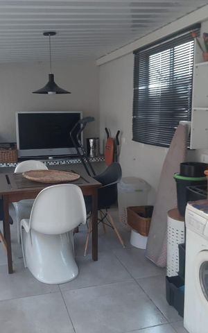 Casa para alugar com 135m², 3 quartos e 2 vagas Casa para alugar com 135m², 3 quartos e 2 vagasÁrea Externa