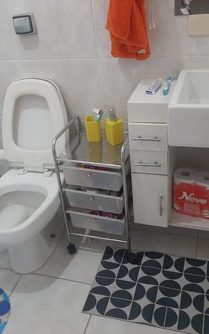 Casa para alugar com 135m², 3 quartos e 2 vagas Casa para alugar com 135m², 3 quartos e 2 vagasBanheiro 2