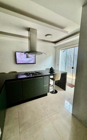 Casa para alugar com 420m², 3 quartos e 2 vagas Casa para alugar com 420m², 3 quartos e 2 vagasCozinha