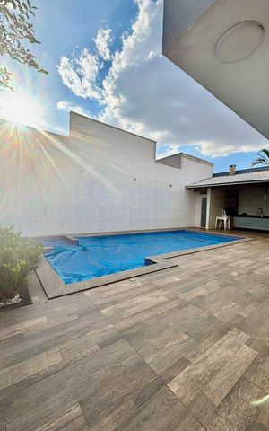 Casa para alugar com 420m², 3 quartos e 2 vagas Casa para alugar com 420m², 3 quartos e 2 vagasÁrea externa
