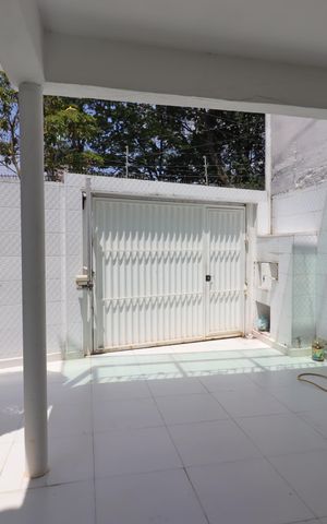 Casa à venda com 250m², 2 quartos e 3 vagasGaragem