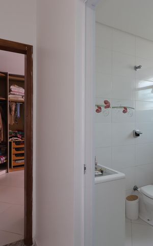 Casa à venda com 250m², 2 quartos e 3 vagasCorredor