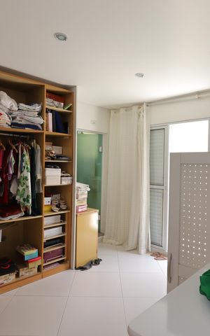 Casa à venda com 250m², 2 quartos e 3 vagasSuíte