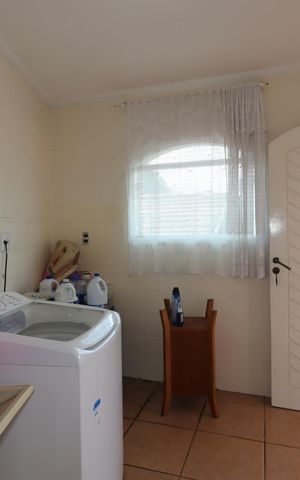 Casa à venda com 250m², 2 quartos e 3 vagasÁrea de Serviço