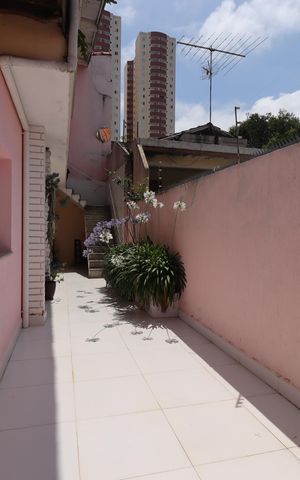 Casa à venda com 250m², 2 quartos e 3 vagasQuintal