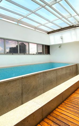 Apartamento à venda com 274m², 4 quartos e 3 vagas Apartamento à venda com 274m², 4 quartos e 3 vagasPiscina