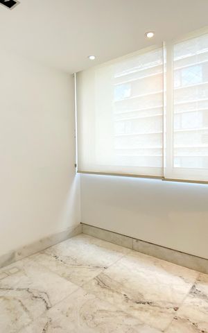 Apartamento à venda com 274m², 4 quartos e 3 vagas Apartamento à venda com 274m², 4 quartos e 3 vagasQuarto 2