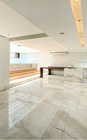 Apartamento à venda com 274m², 4 quartos e 3 vagas Apartamento à venda com 274m², 4 quartos e 3 vagasSala de Estar