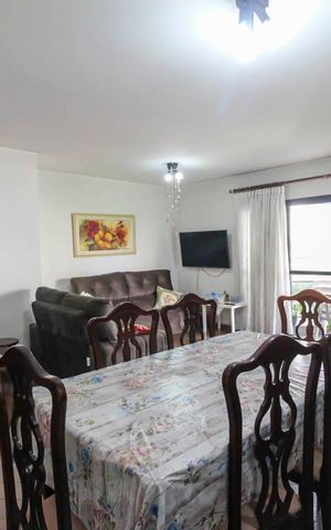 Apartamento à venda com 140m², 3 quartos e 3 vagas Apartamento à venda com 140m², 3 quartos e 3 vagasSala