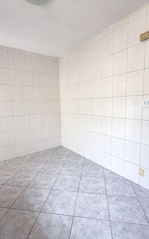 Apartamento para alugar com 71m², 2 quartos e 1 vaga Apartamento para alugar com 71m², 2 quartos e 1 vagaCozinha
