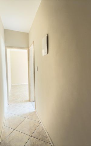 Apartamento para alugar com 71m², 2 quartos e 1 vaga Apartamento para alugar com 71m², 2 quartos e 1 vagaSala Corredor