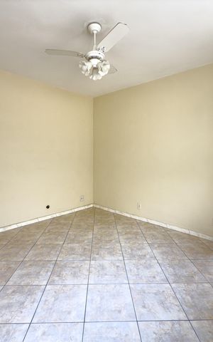 Apartamento para alugar com 71m², 2 quartos e 1 vaga Apartamento para alugar com 71m², 2 quartos e 1 vagaSala
