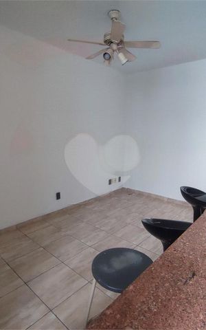 Apartamento à venda com 78m², 2 quartos e sem vaga