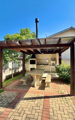 Casa para alugar com 85m², 2 quartos e 1 vaga Casa para alugar com 85m², 2 quartos e 1 vagaÁrea comum - Churrasqueira
