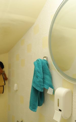 Casa à venda com 136m², 2 quartos e 1 vagaBanheiro 3 - Lavabo