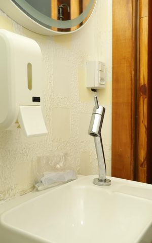 Casa à venda com 136m², 2 quartos e 1 vagaBanheiro 3 - Lavabo