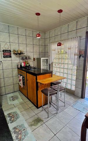 Casa à venda com 180m², 3 quartos e 1 vaga